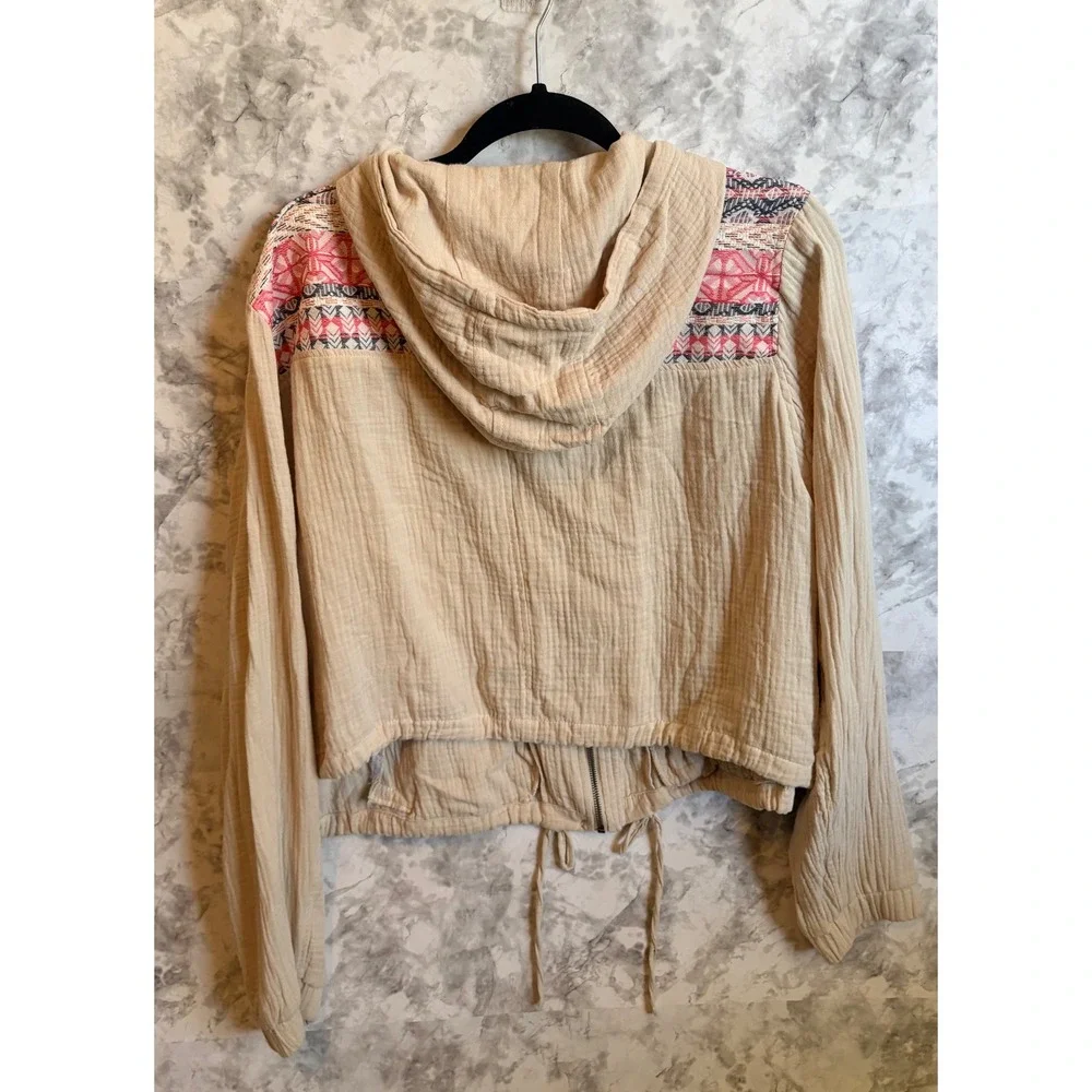 Torrid 3 Gauze Embroidered Hooded Button Zip Front Cropped Jacket 3x 22 24‎ NWT